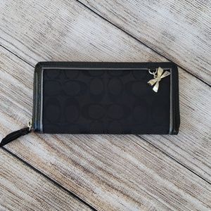 Black Signature Coach Wallet with Bow Charm